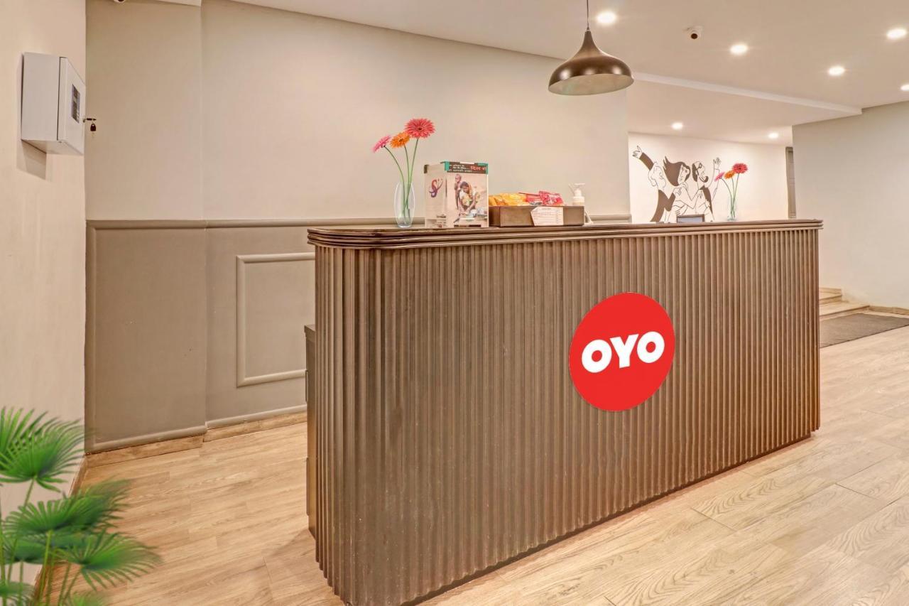 Oyo Townhouse 251 Richmond Circle Hotel Bangalore Ngoại thất bức ảnh